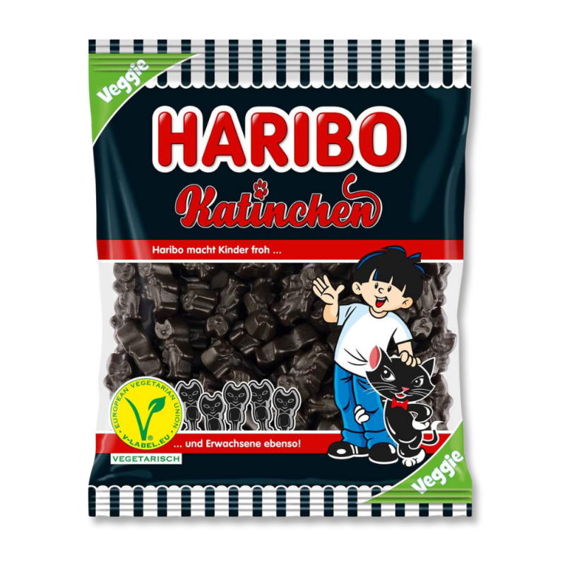 Sachet haribo noir, avec des détails rouge, qui mettent en avant la réglisse.