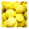 vrac de balle de golf qui sont des guimauves de couleurs jaune au gout de banane