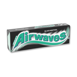 Emballage noir et logo vert, airwaves black menthol sont des chewing-gum sans sucres