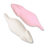 Souris blanche et roses qui sont des bonbon de chez Haribo
