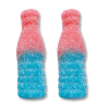 Bouteille rose et bleue de chez fini qui sont des bonbons acidulés